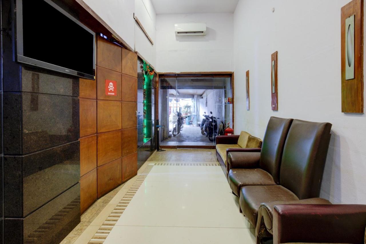 Capital O 77295 Hotel Bansidhar Bhuvan Mumbai Exteriör bild