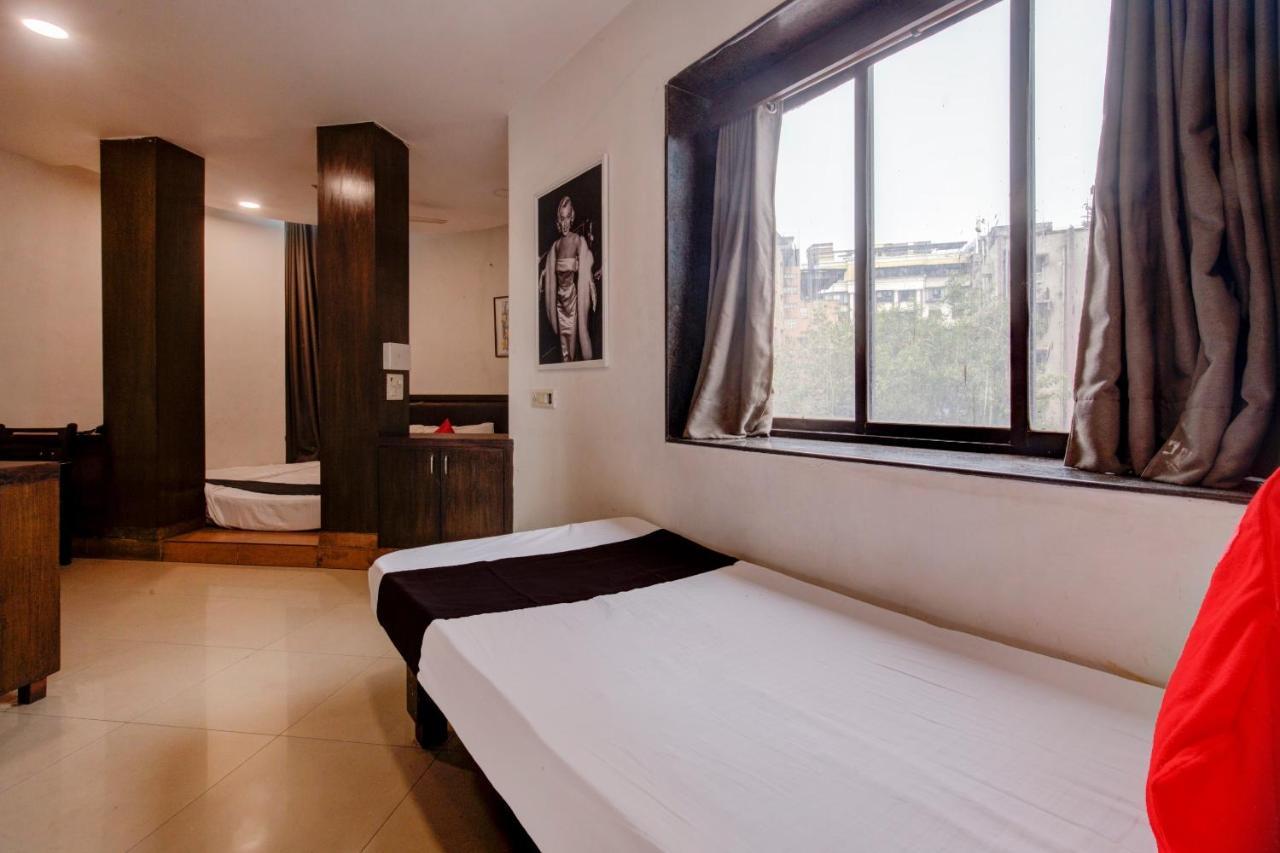 Capital O 77295 Hotel Bansidhar Bhuvan Mumbai Exteriör bild