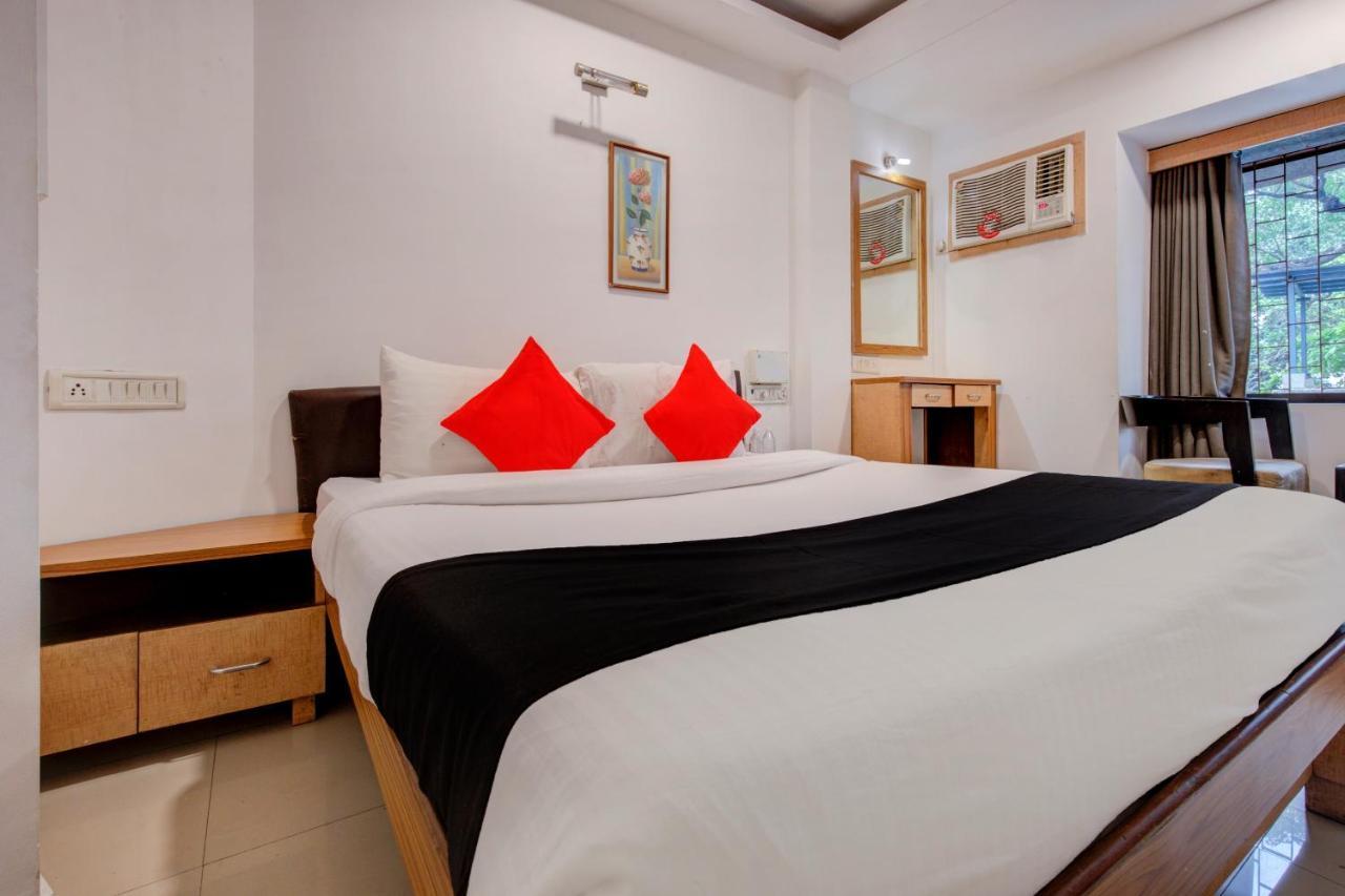 Capital O 77295 Hotel Bansidhar Bhuvan Mumbai Exteriör bild