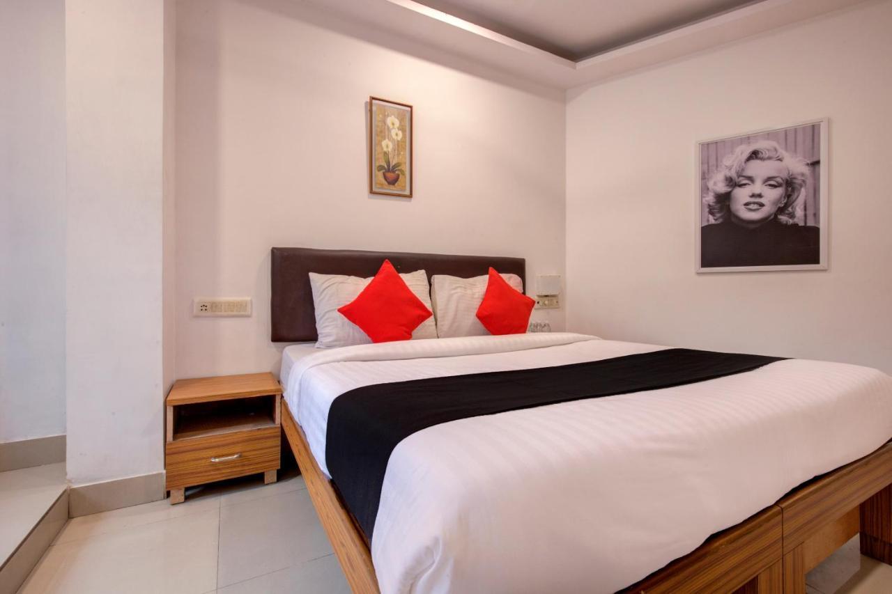 Capital O 77295 Hotel Bansidhar Bhuvan Mumbai Exteriör bild
